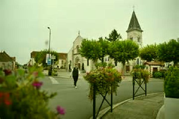 escort Etroussat
