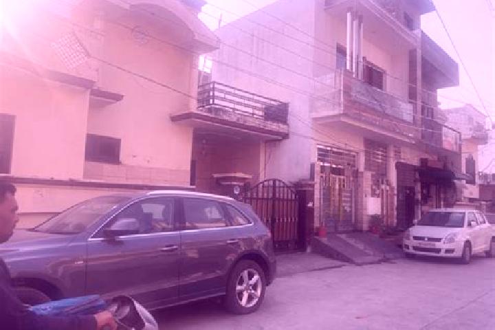 escort Farakhpur