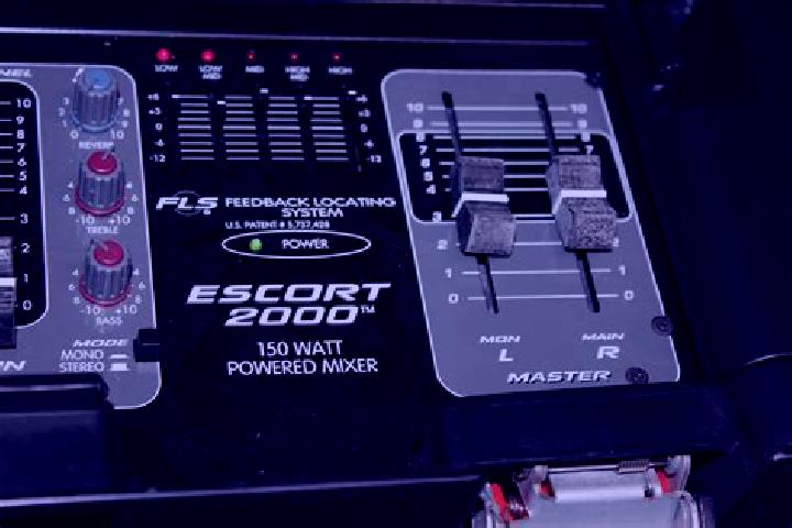 escort Feather Sound