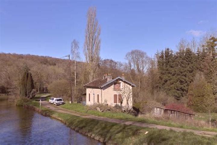 escort Flavigny-sur-Moselle