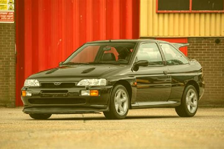 escort Fleurier