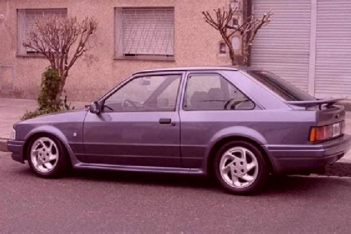 escort Flueelen