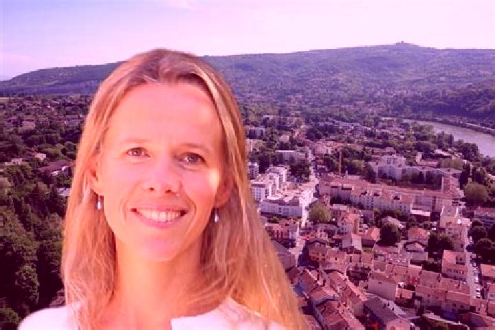 escort Fontaines-sur-Saone