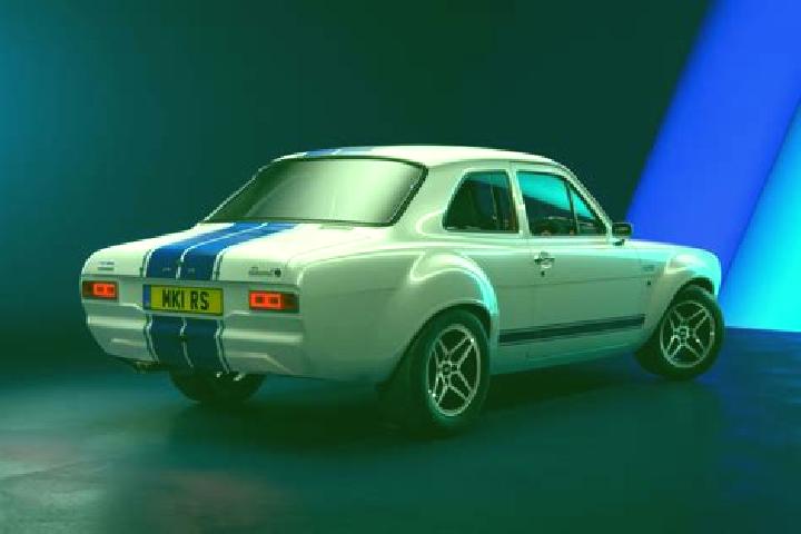 escort Ford End