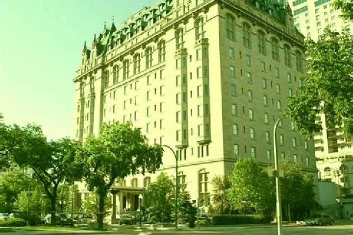 escort Fort Garry South