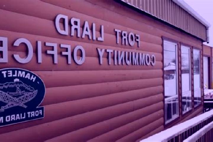 escort Fort Liard