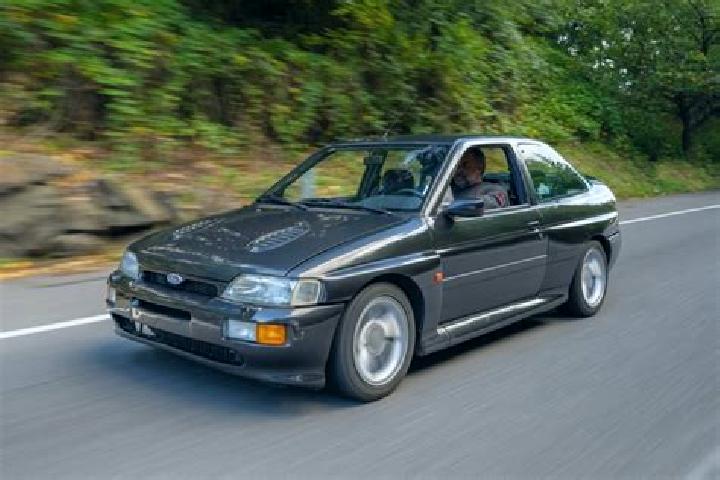 escort Four Lanes