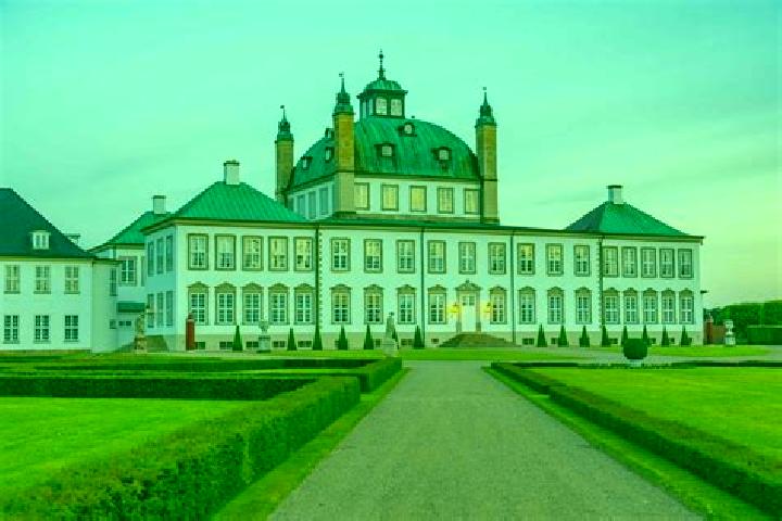 escort Fredensborg