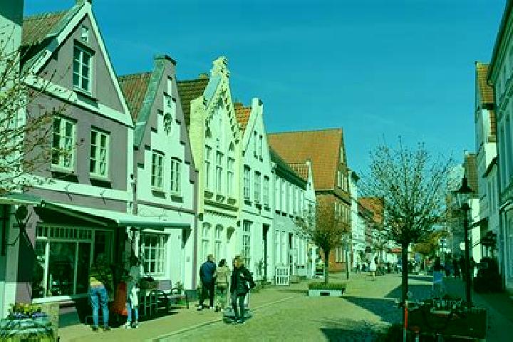 escort Friedrichstadt