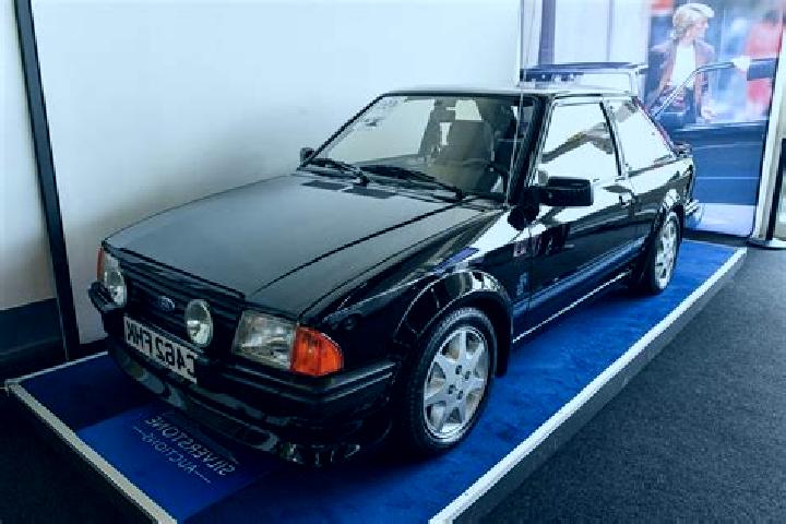 escort Gachenbach