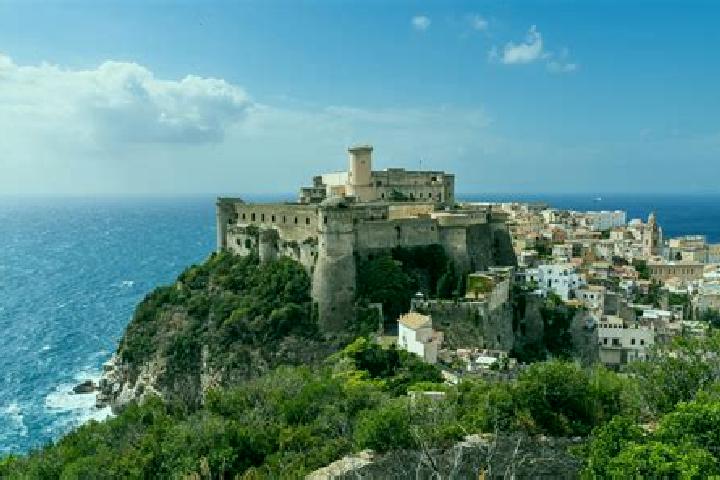 escort Gaeta