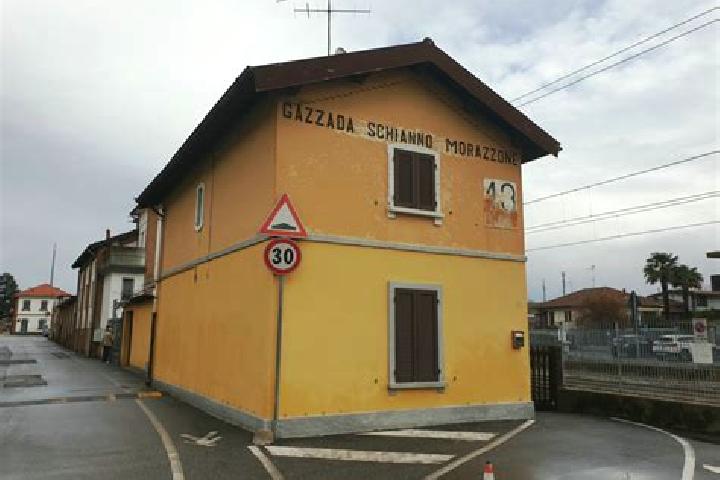 escort Gazzada Schianno