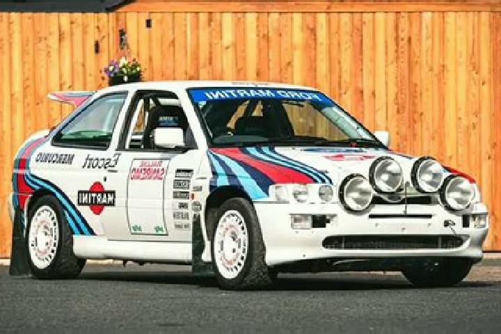 escort Genissiat