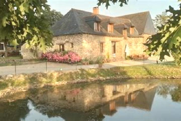 escort Gennes-sur-Glaize