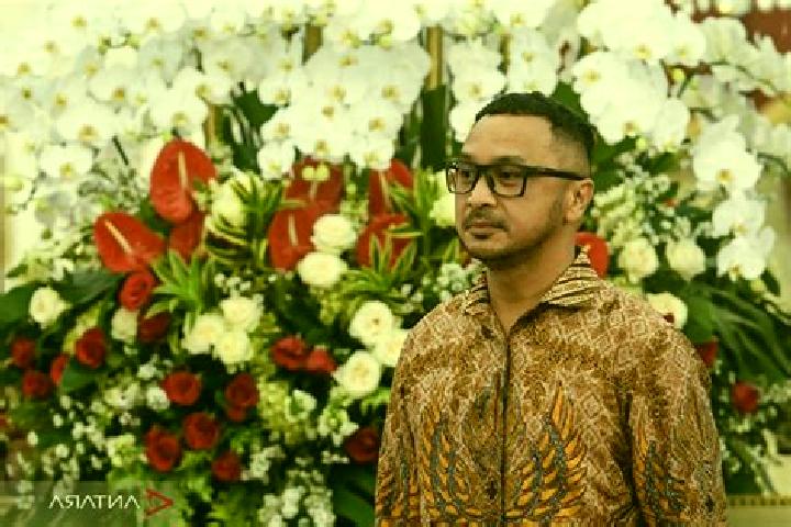 escort Giring Barat