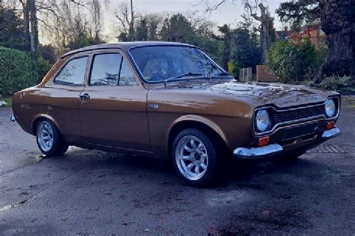 escort Gnato