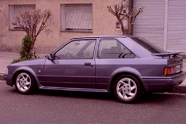 escort Goldcliff