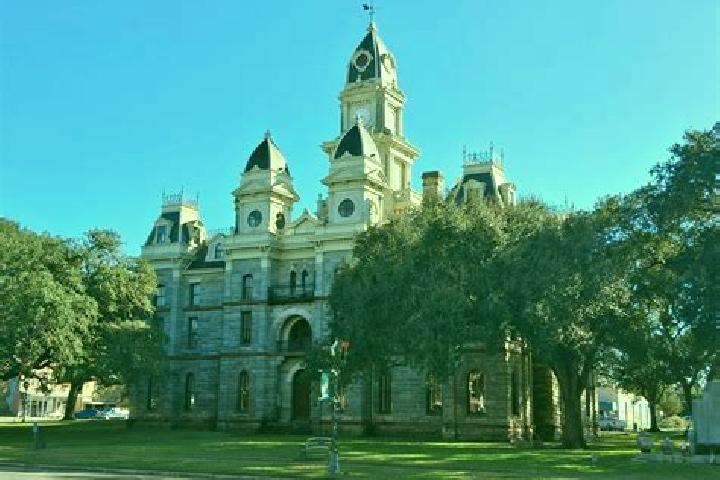 escort Goliad