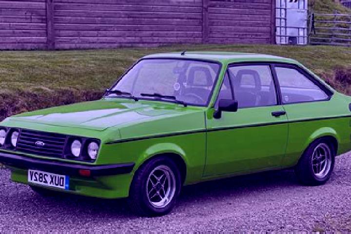 escort Golumbu