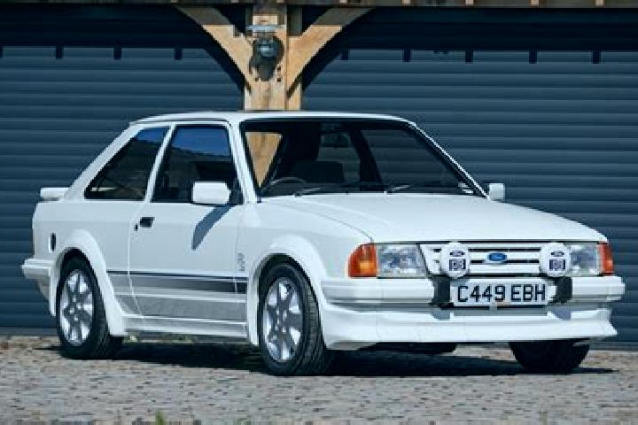 escort Gondeville