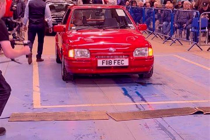 escort Great Offley