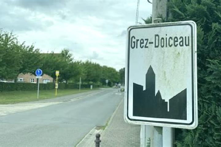 escort Grez-Doiceau