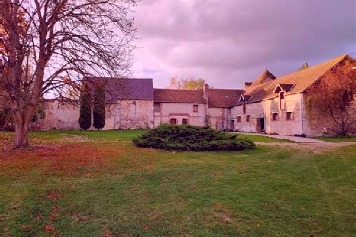 escort Gy-les-Nonains