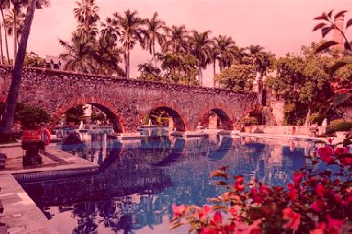 escort Hacienda La Calera