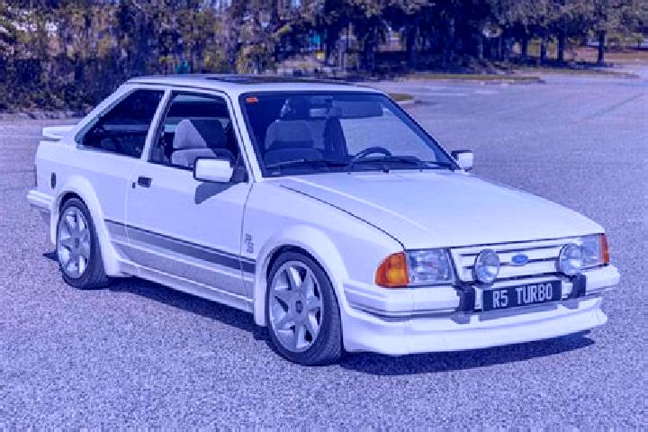 escort Hajjiabad