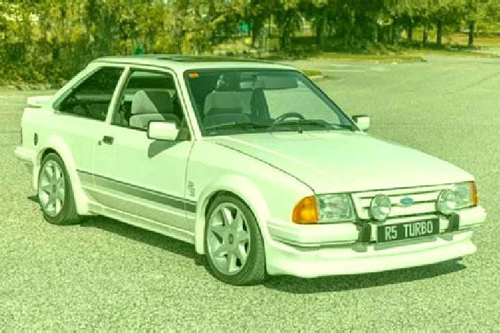 escort Halbturn