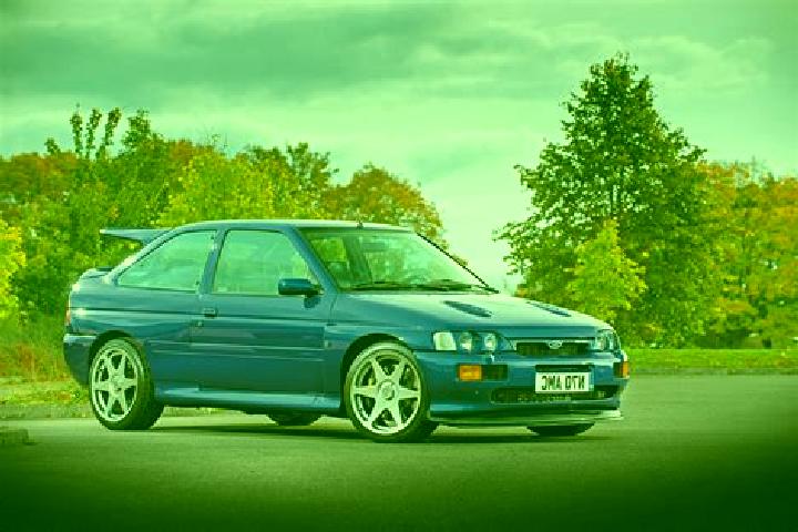 escort Halsua