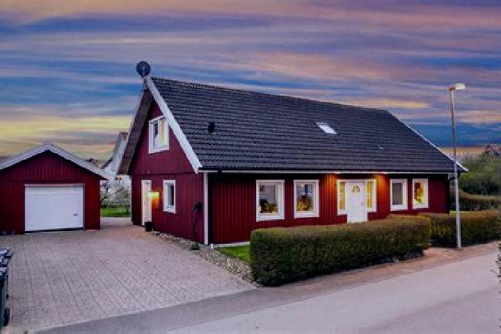 escort Hammarslund