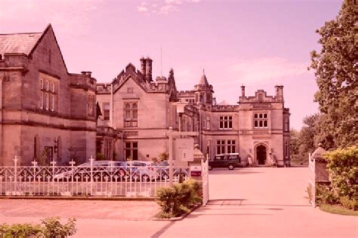 escort Hampton Manor