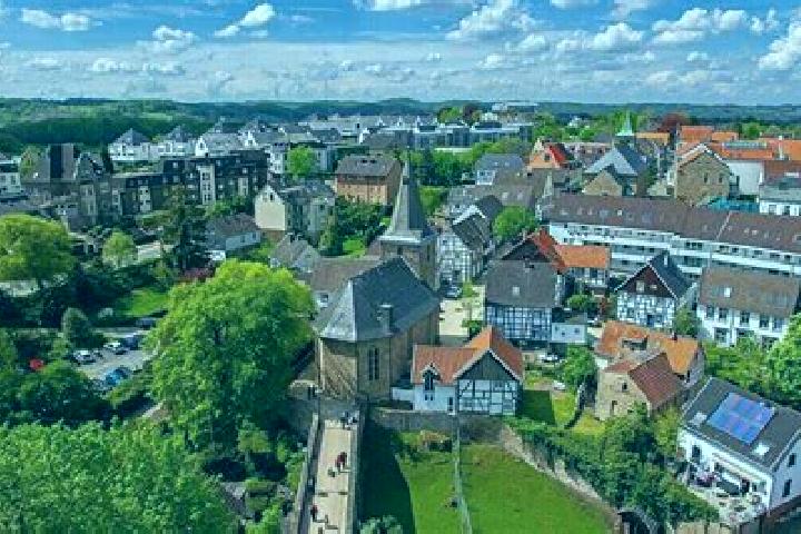escort Hattingen