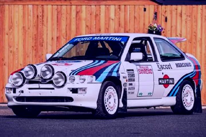 escort Hekinan