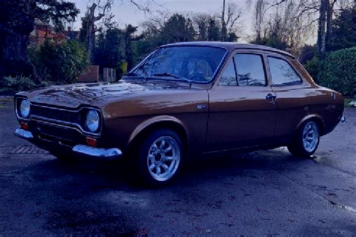 escort Helenwood