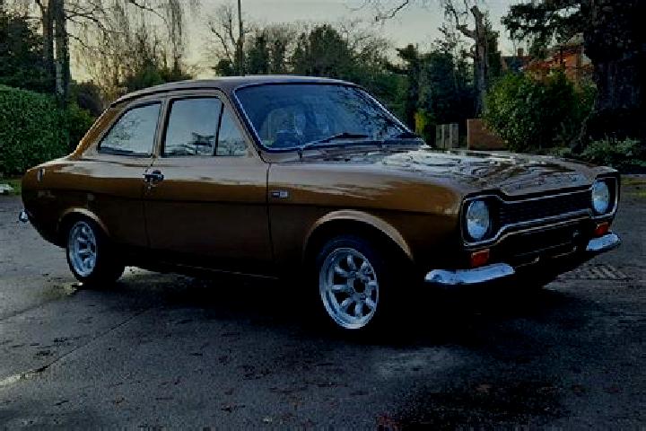 escort Helpston