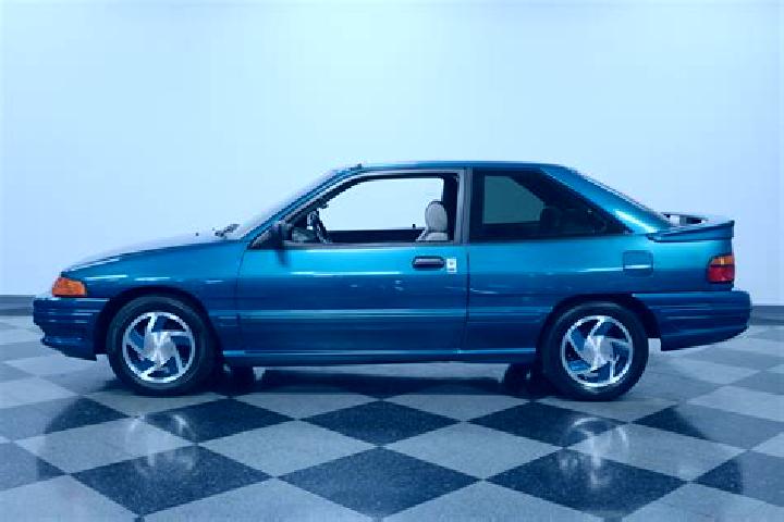escort Hennuyeres