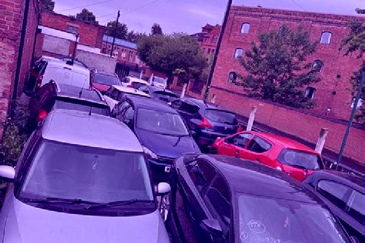 escort Hinckley