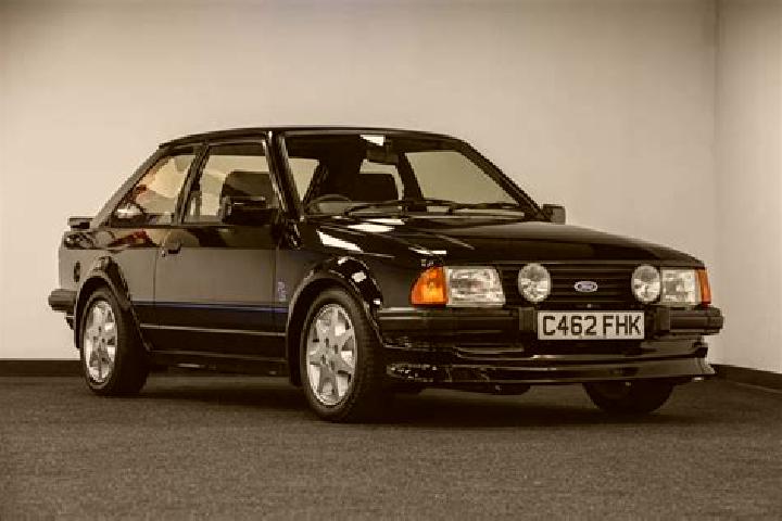 escort Hindhead