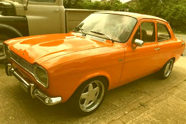 escort Hinova