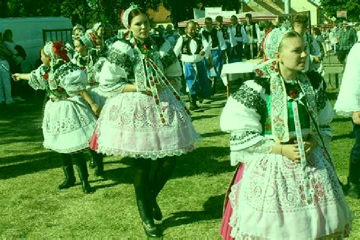 escort Hody-Dobrovidka