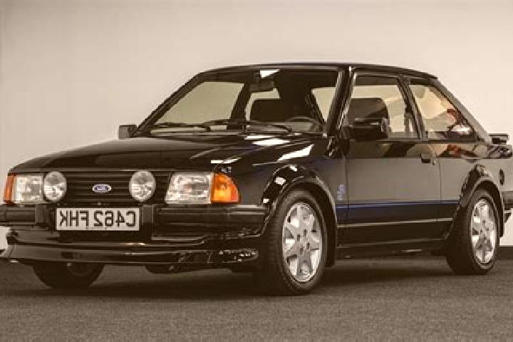 escort Hoylake