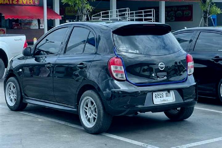 escort Huai Mek