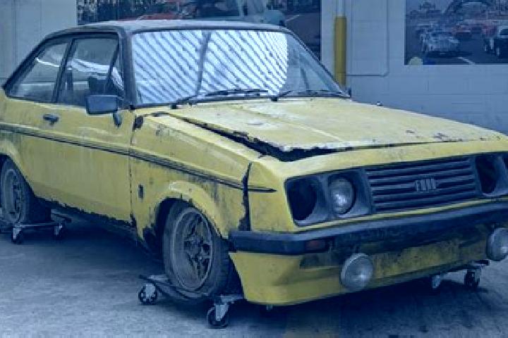 escort Hummel