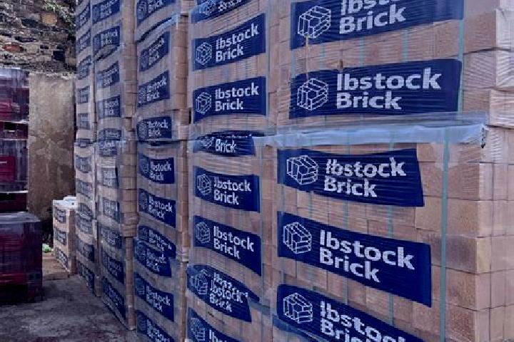 escort Ibstock