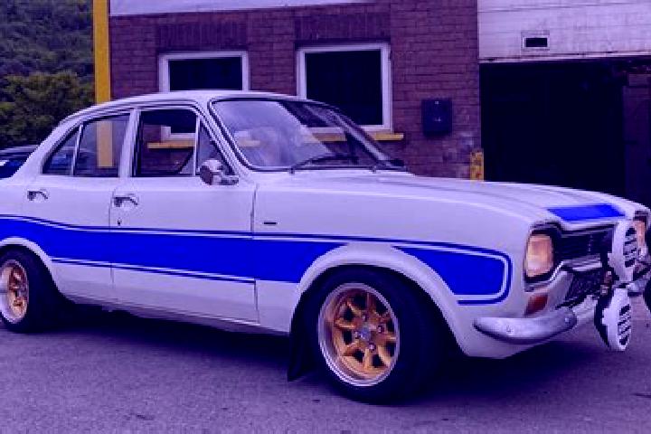 escort Ilfoveni