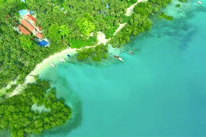 escort Island Resort