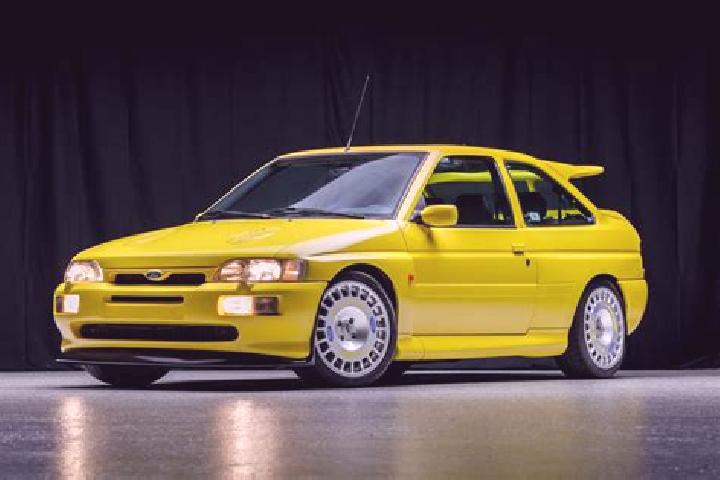 escort Janova