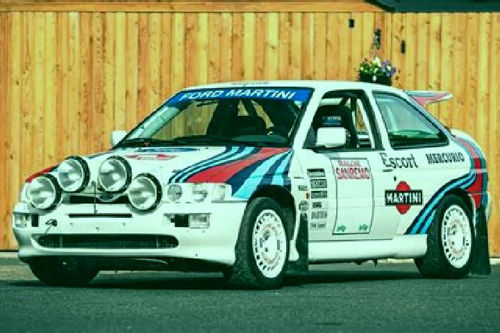 escort Jaszkarajeno